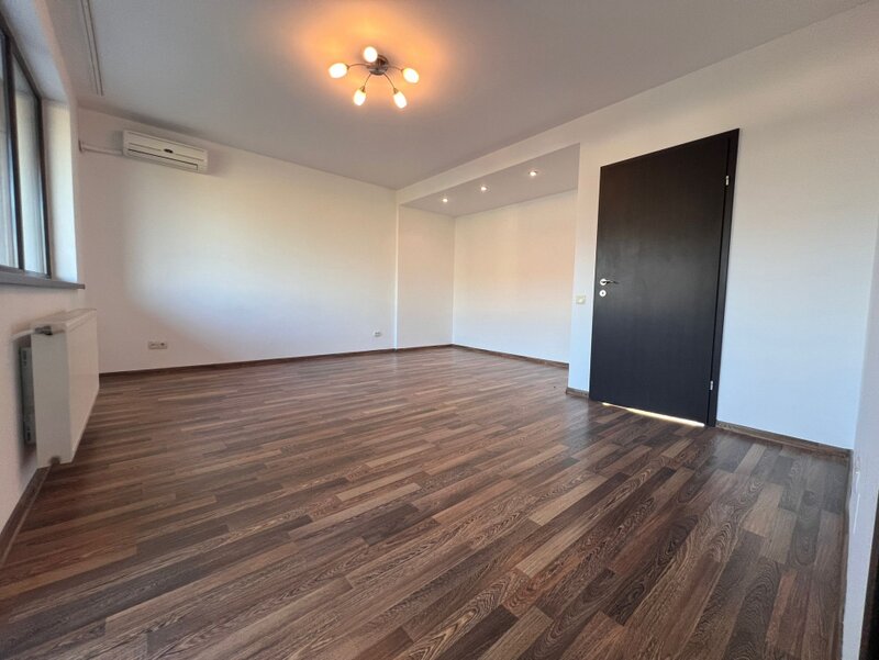 Pipera- Porsche Casa tip duplex  5 camere  Cortina North 260 mp